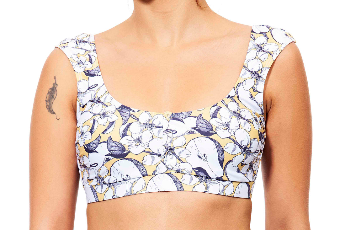 lucy top pears print- חדש!  Noyka