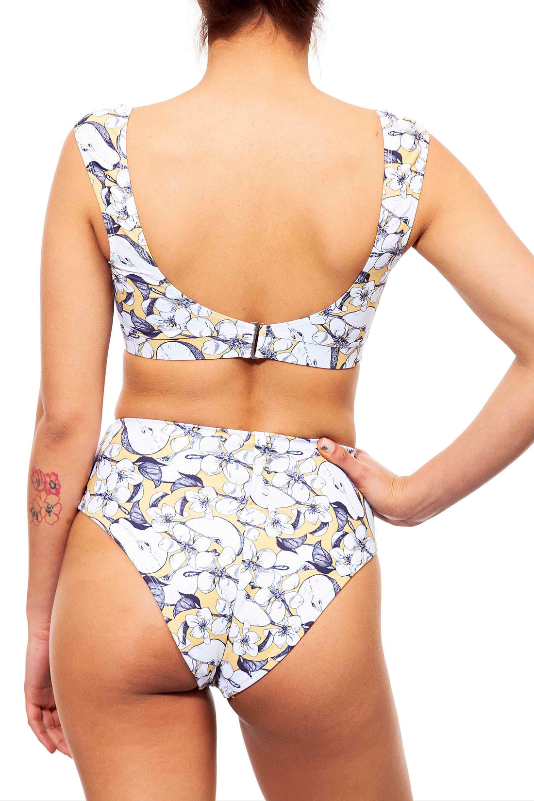 lucy top+ high bottom pears print -חדש!  Noyka