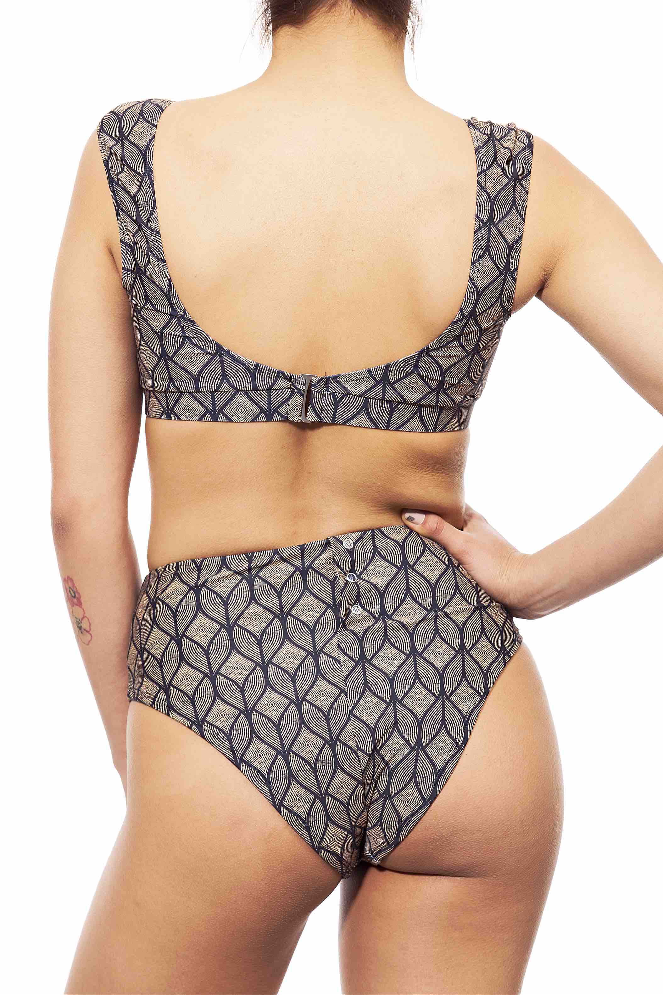 lucy top+ high bottom africa print -חדש!  Noyka