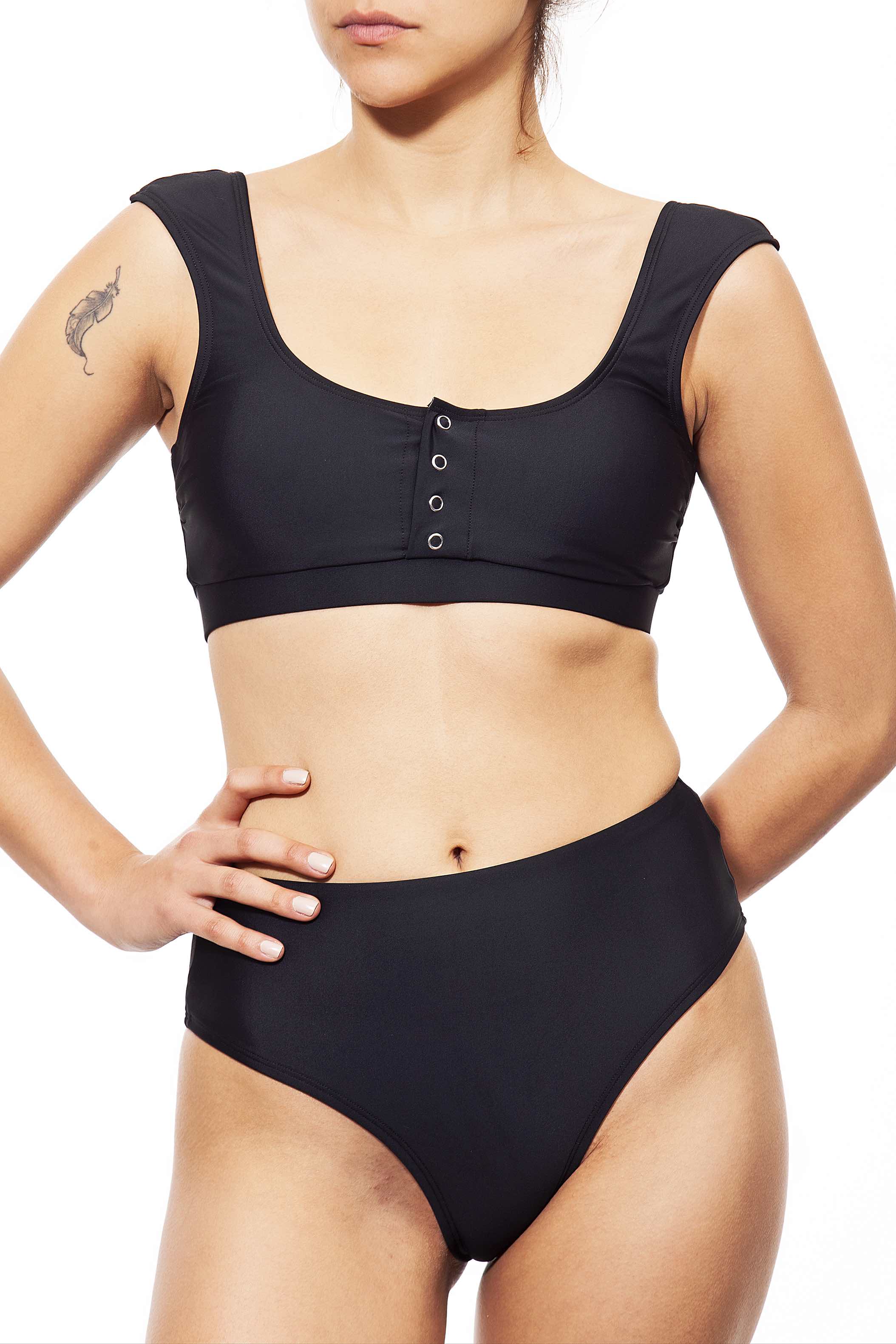 lucy top+ high bottom black color -חדש!  Noyka