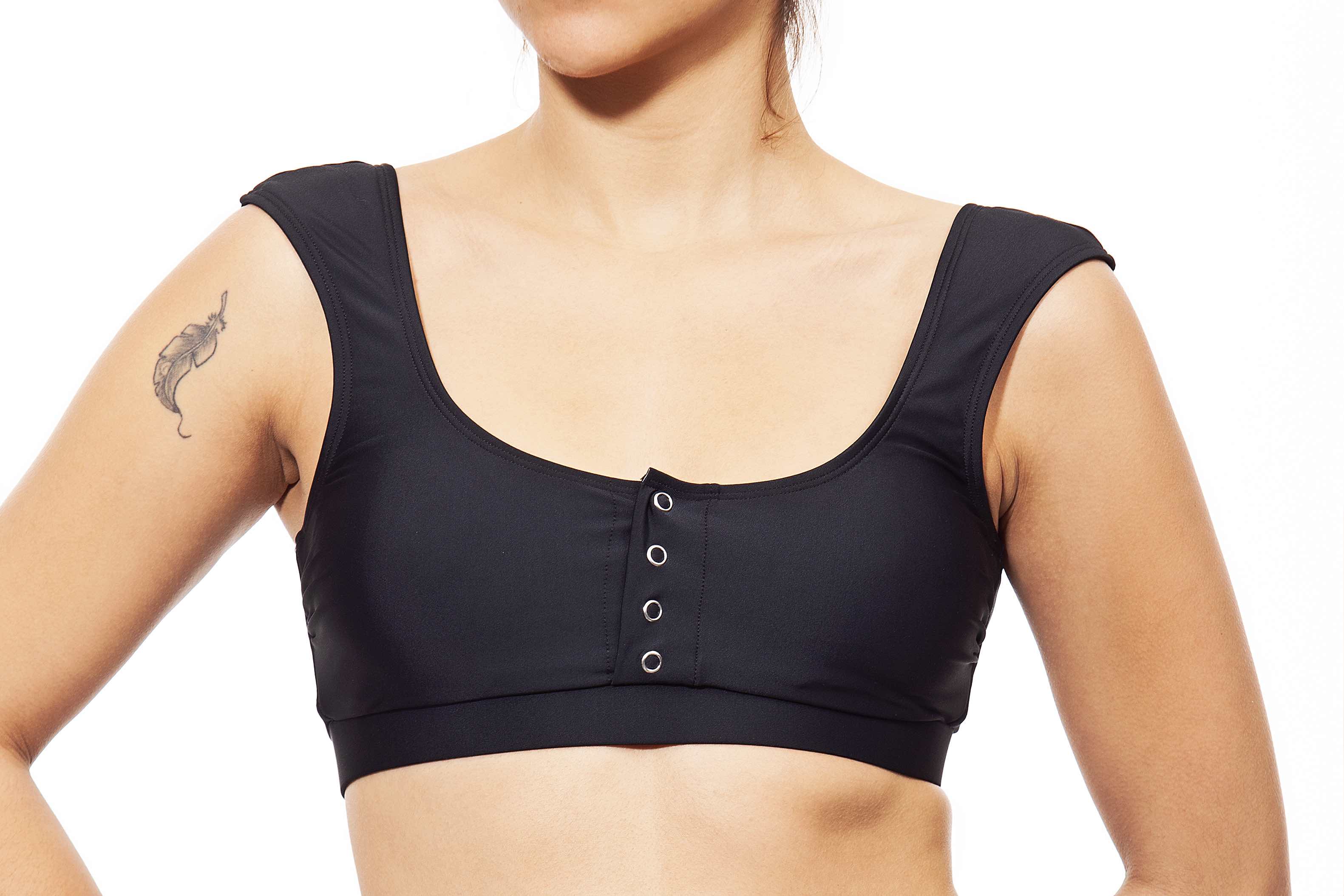lucy top black color -חדש!  Noyka