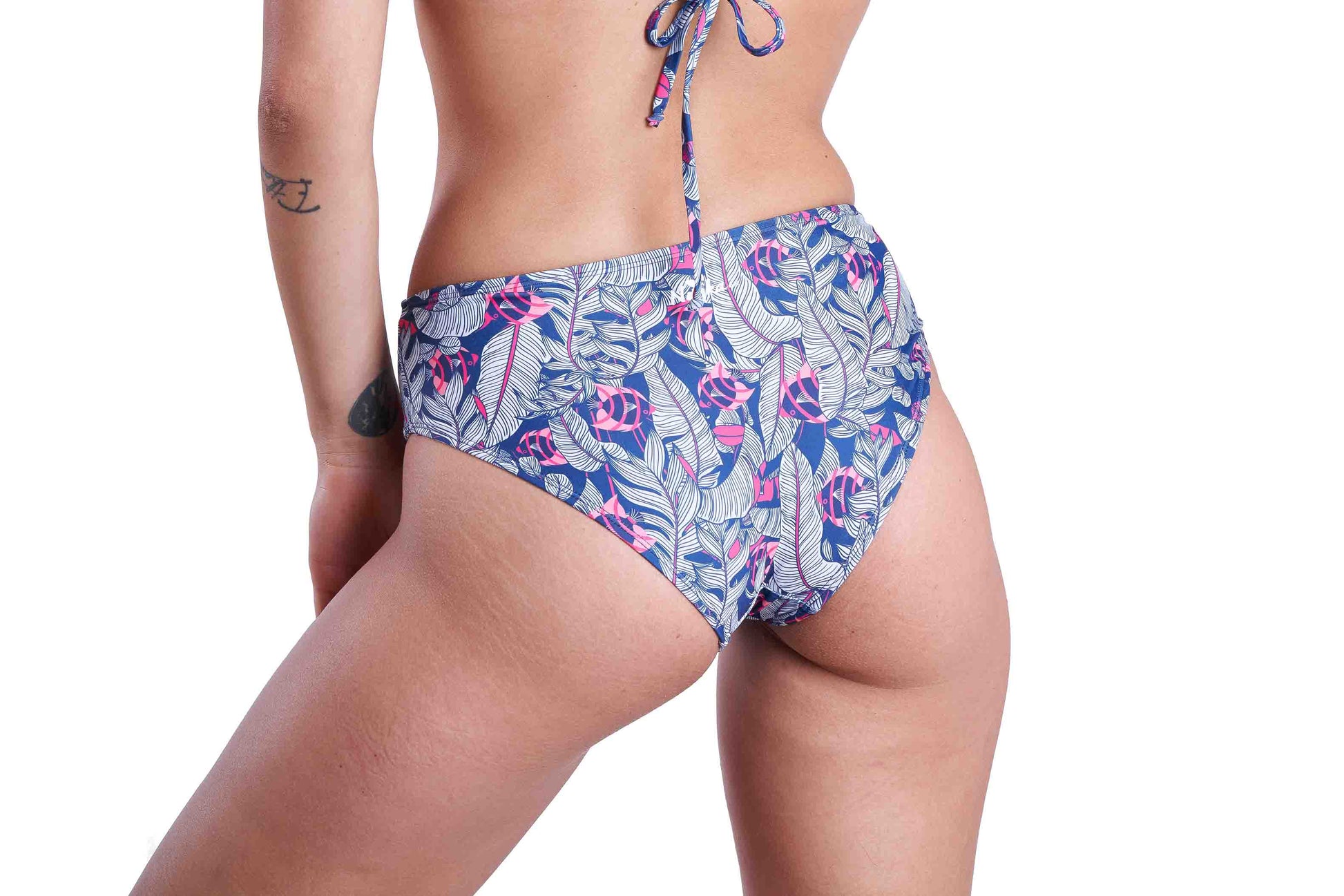 basic bottom pinky fish print  Noyka